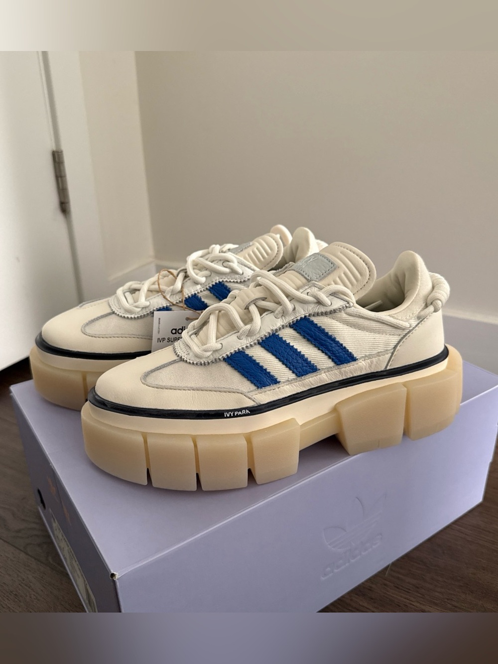 NWT Adidas x Ivy Park Super Sleek Chunky women’s 5.5